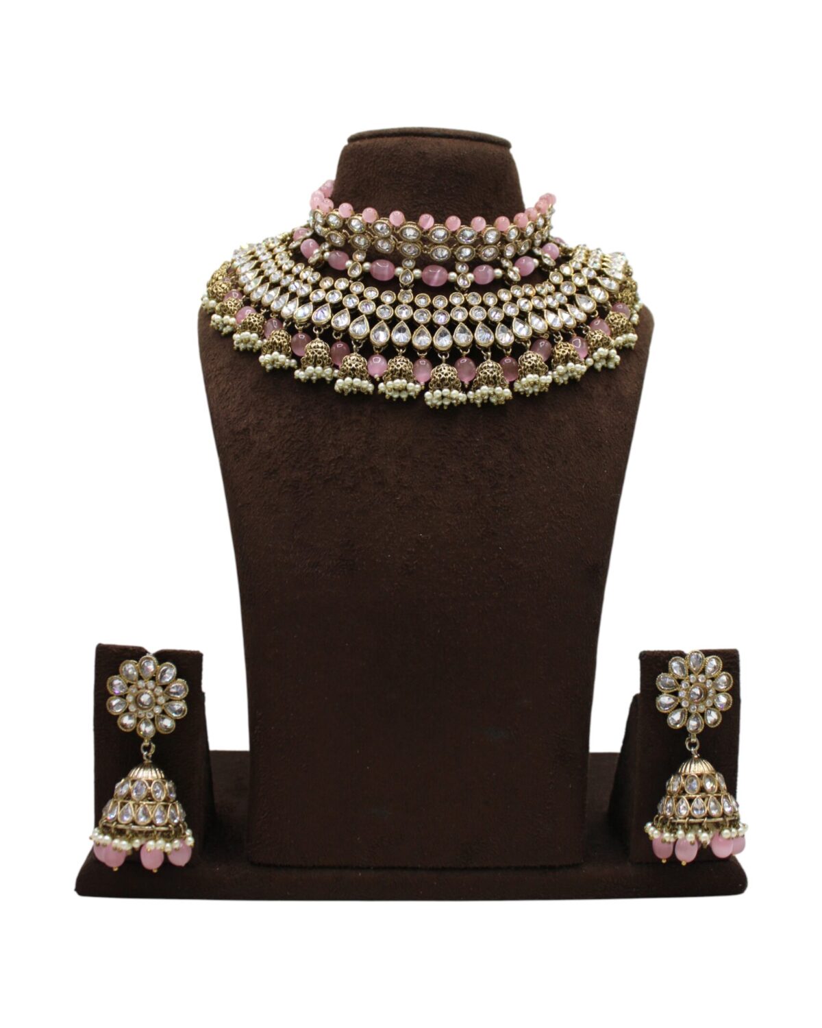 Elegant Traditional Jewelry Set with Pink Accents