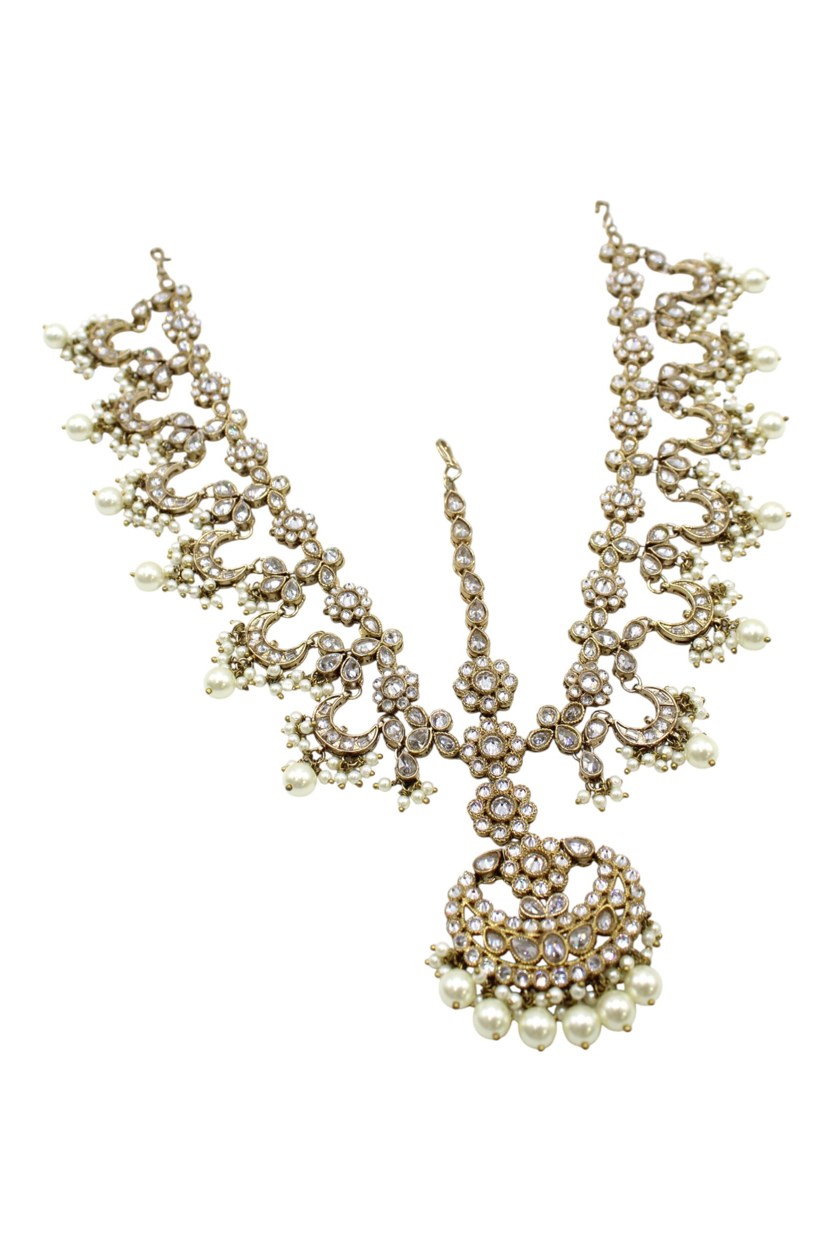 Elegant Vintage Pearl and Crystal Necklace