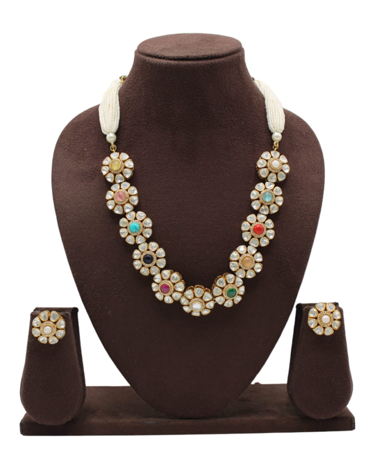 Elegant Floral-Inspired Necklace and Earring Set