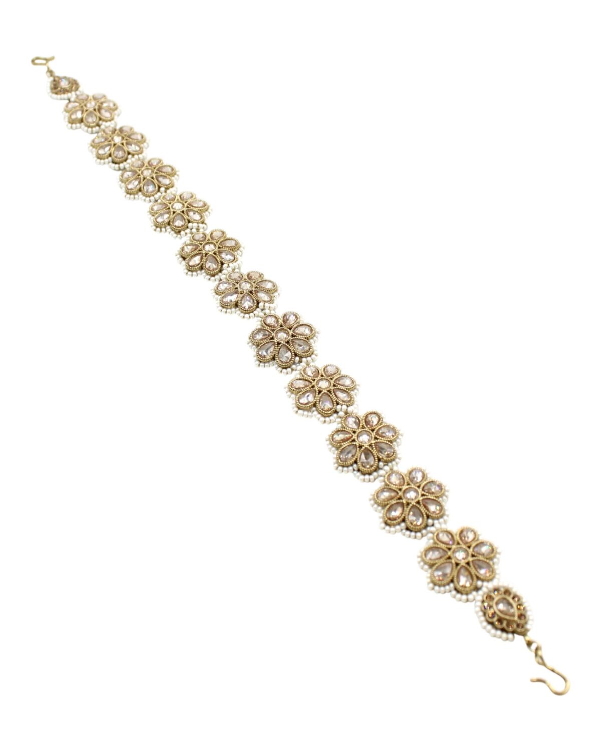 Elegant Floral Design Bracelet with Pearls