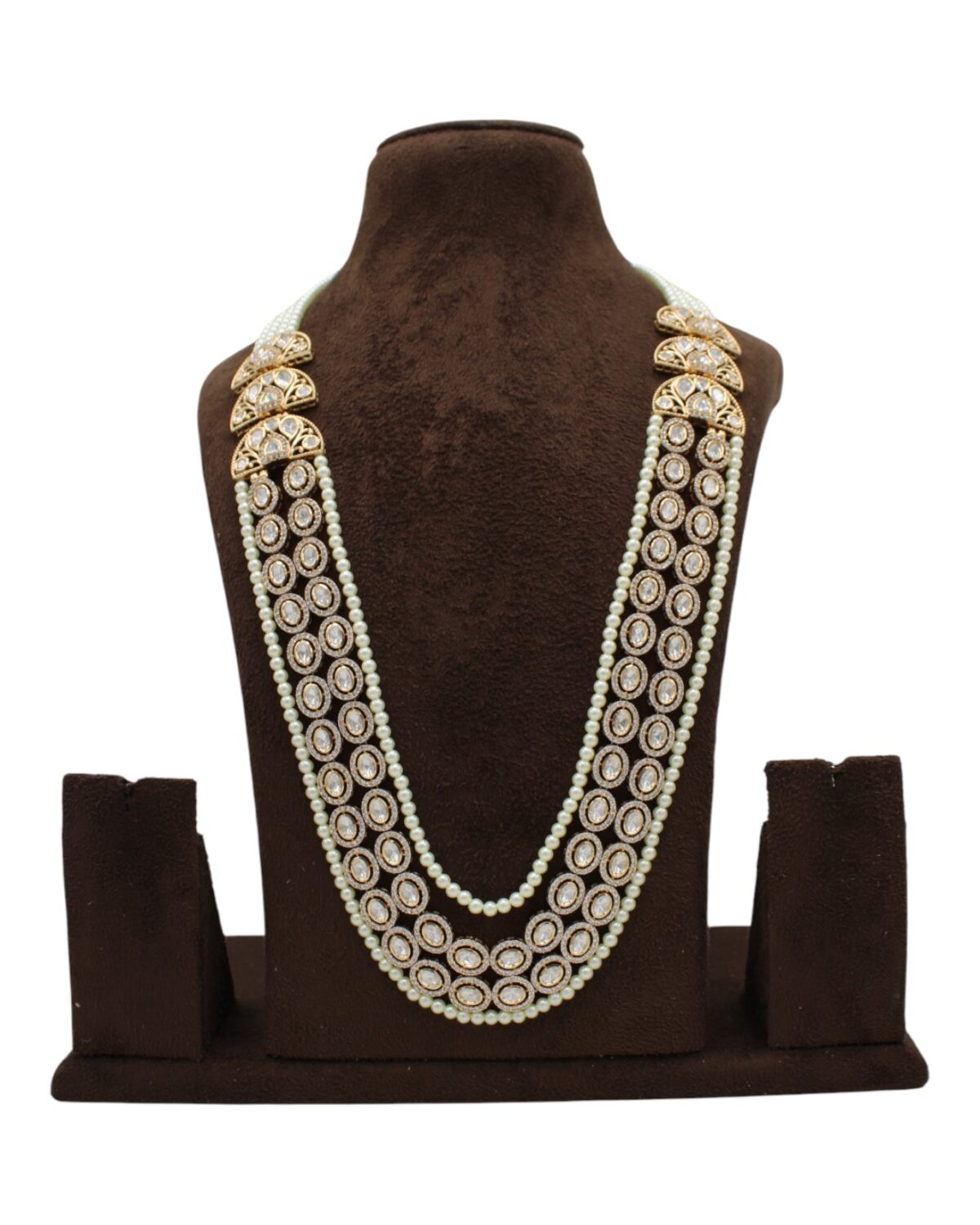 Elegant Multi-Layered Pearl and Gold Necklace Display