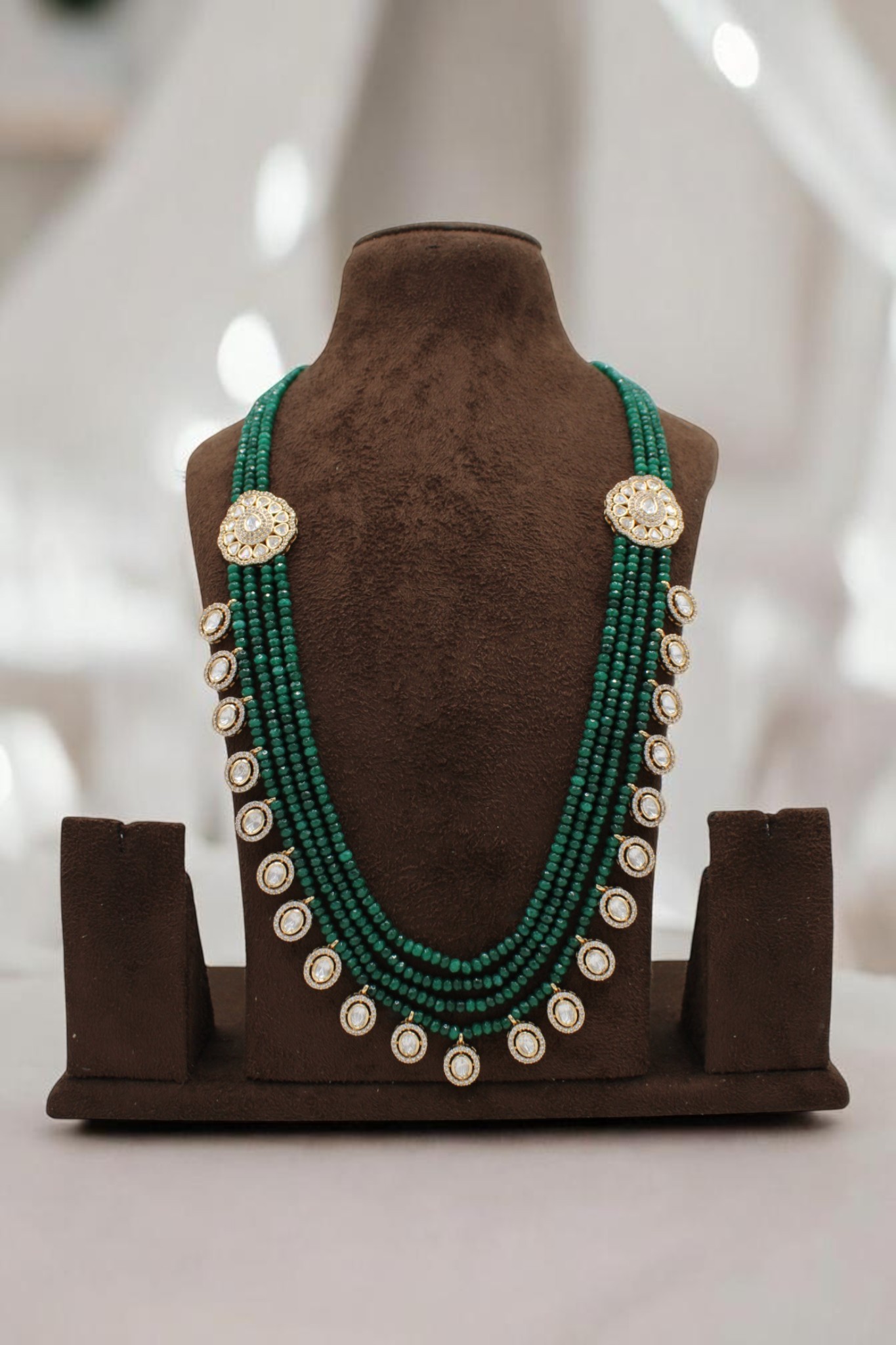 Elegant Multi-Layered Green Beaded Necklace with Decorative Accents - Image 2
