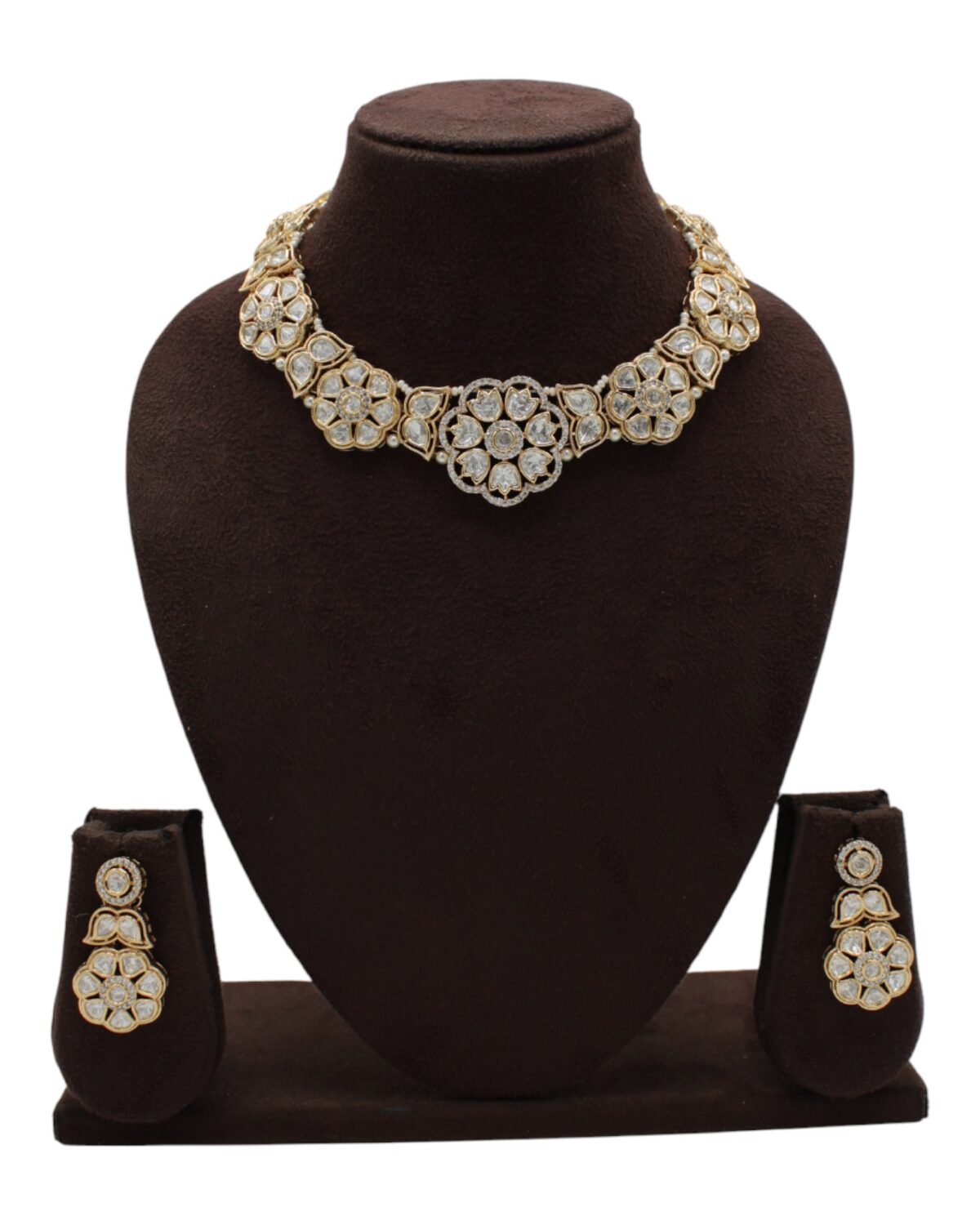 Elegant Gold and Diamond Floral Jewelry Set