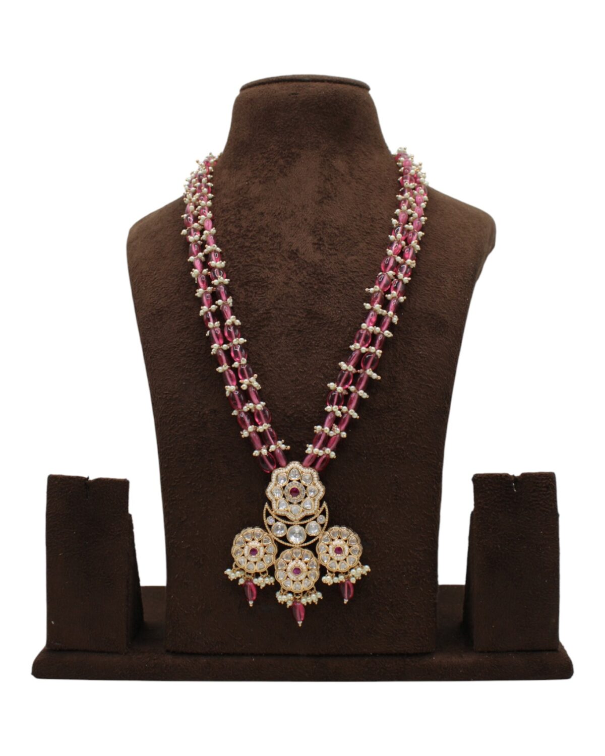 Elegant Traditional Necklace with Floral Motifs and Pink Accents