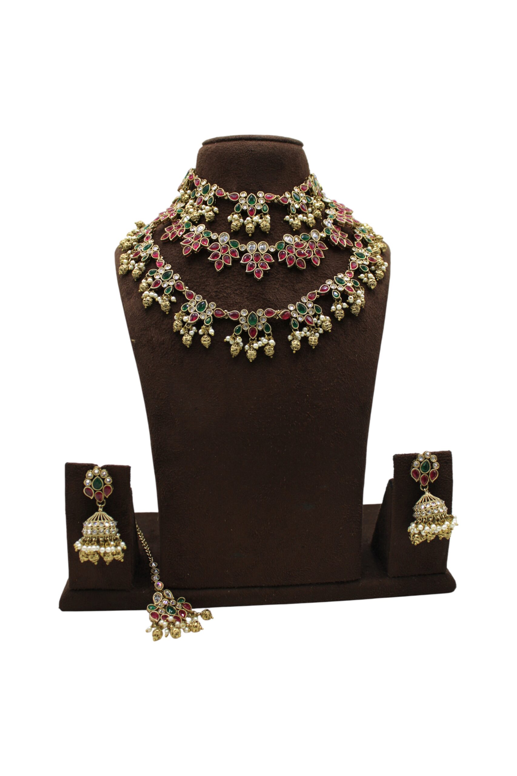 Elegant Traditional Indian Jewelry Set with Floral Design