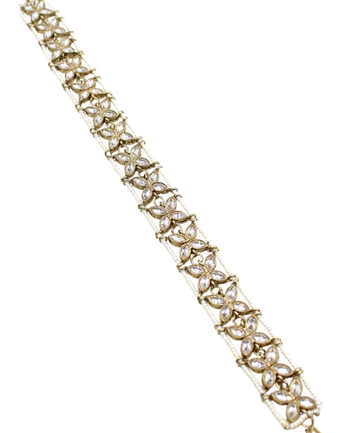 Elegant Gold and Diamond-Studded Bracelet