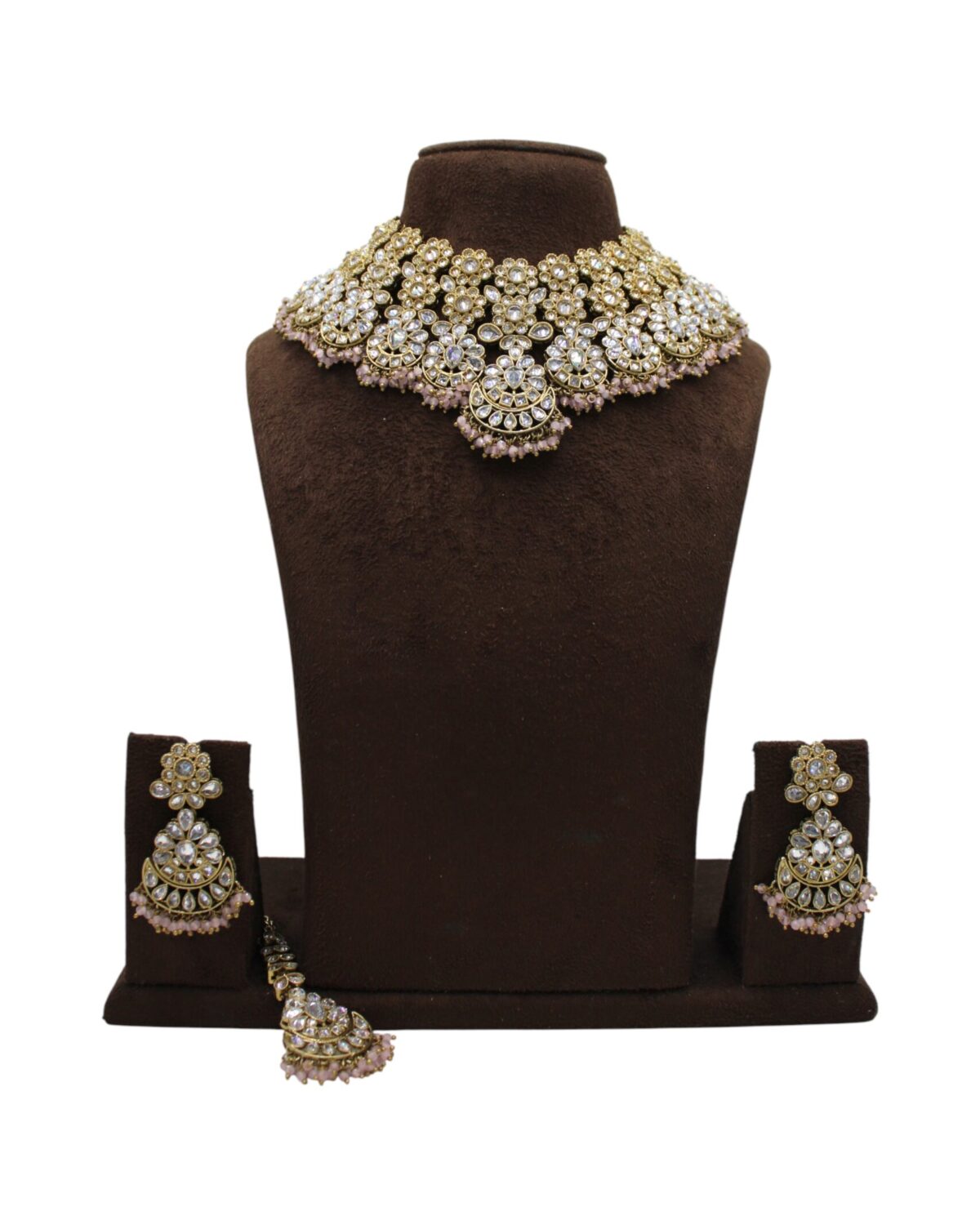 Elegant Gold and Diamond Necklace Set