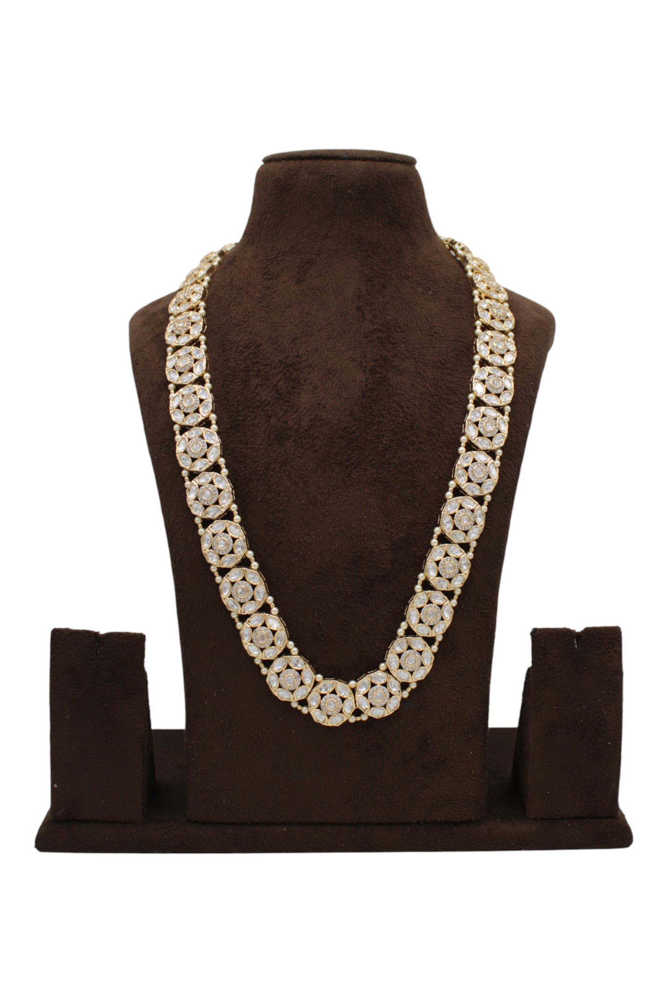Elegant Gold and Pearl Floral Necklace Displayed on a Bust