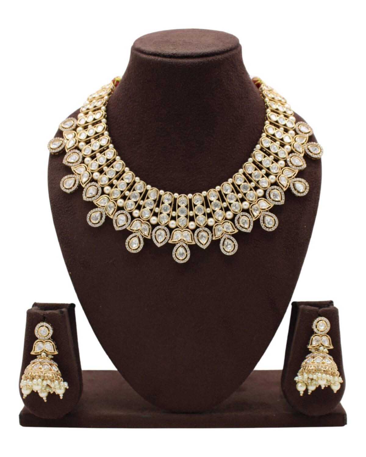 Elegant Gold and Diamond Necklace Set