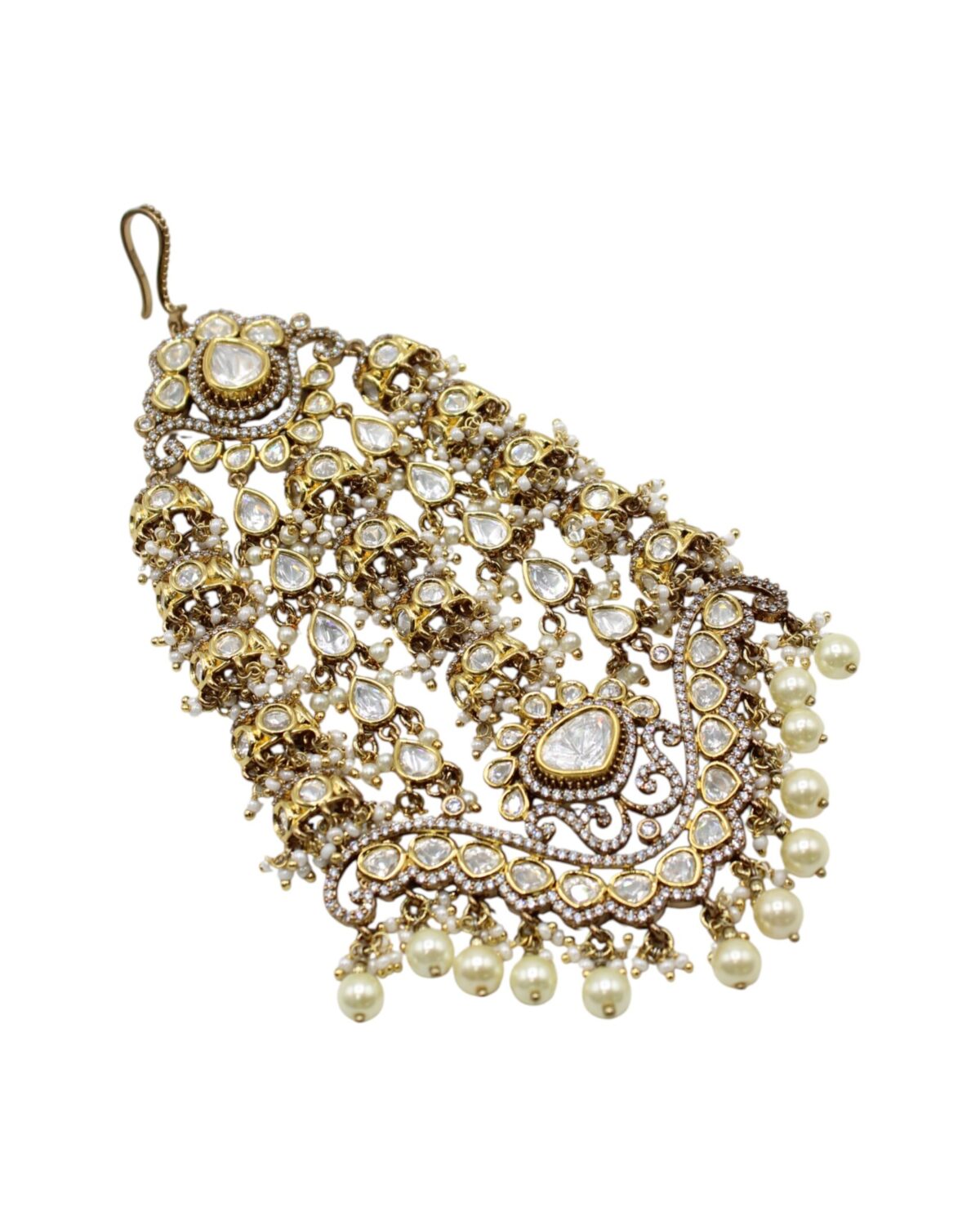 Elegant Traditional Indian Jewelry with Pearls and Gemstones