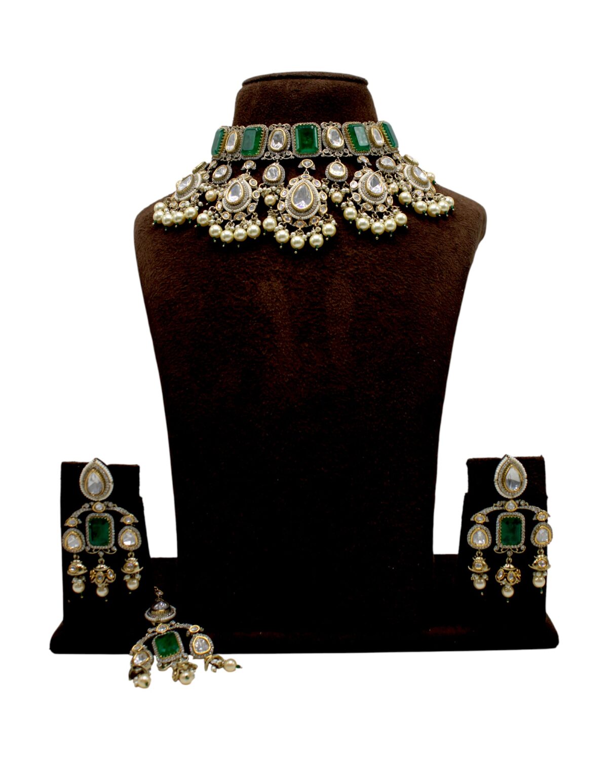 Elegant Green and Gold Jewelry Set