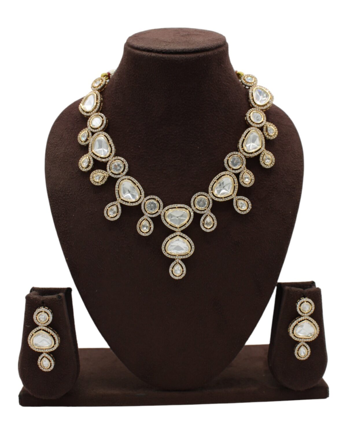 Elegant Gold and Diamond-Style Necklace Set