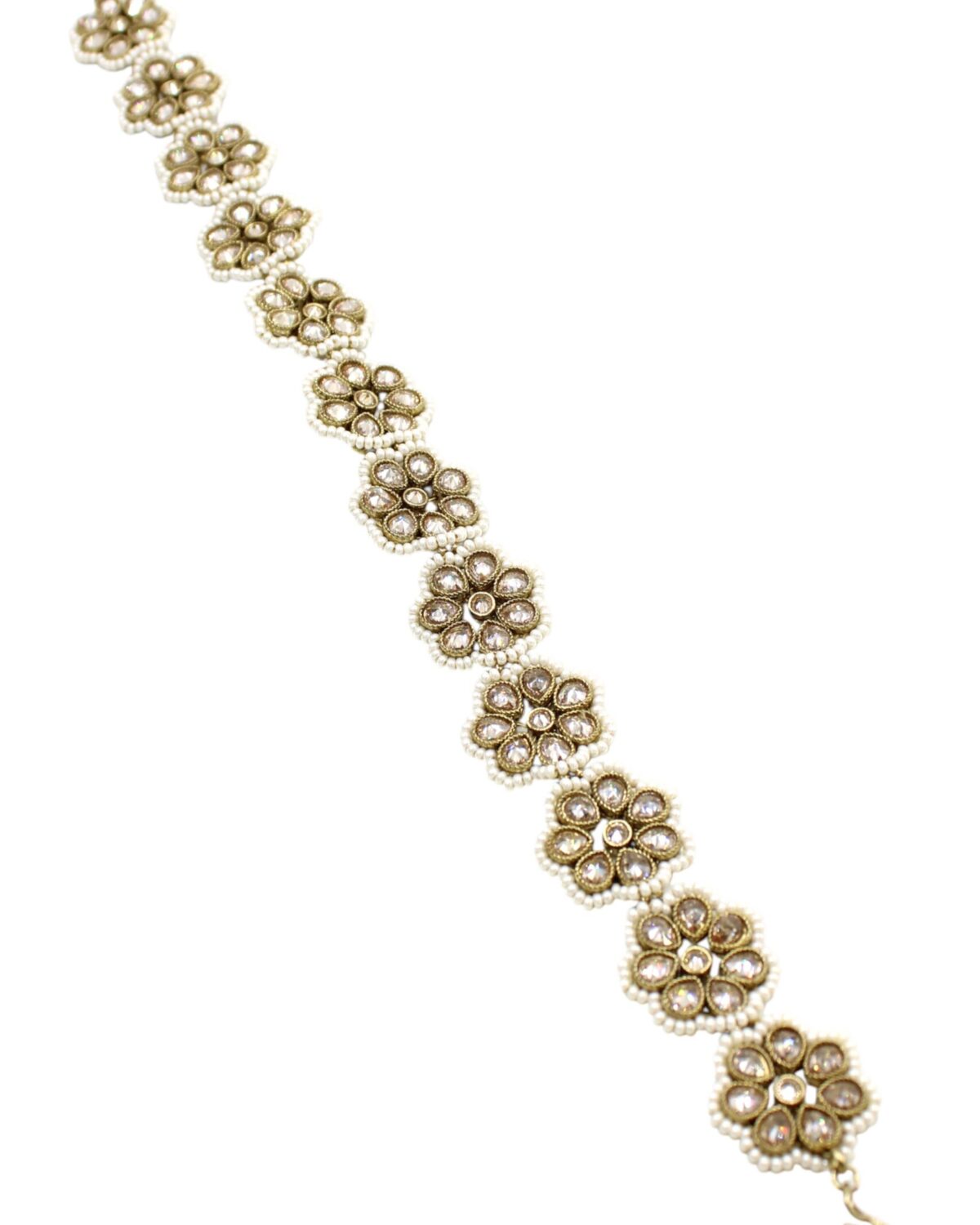 Elegant Floral Design Bracelet with Pearls