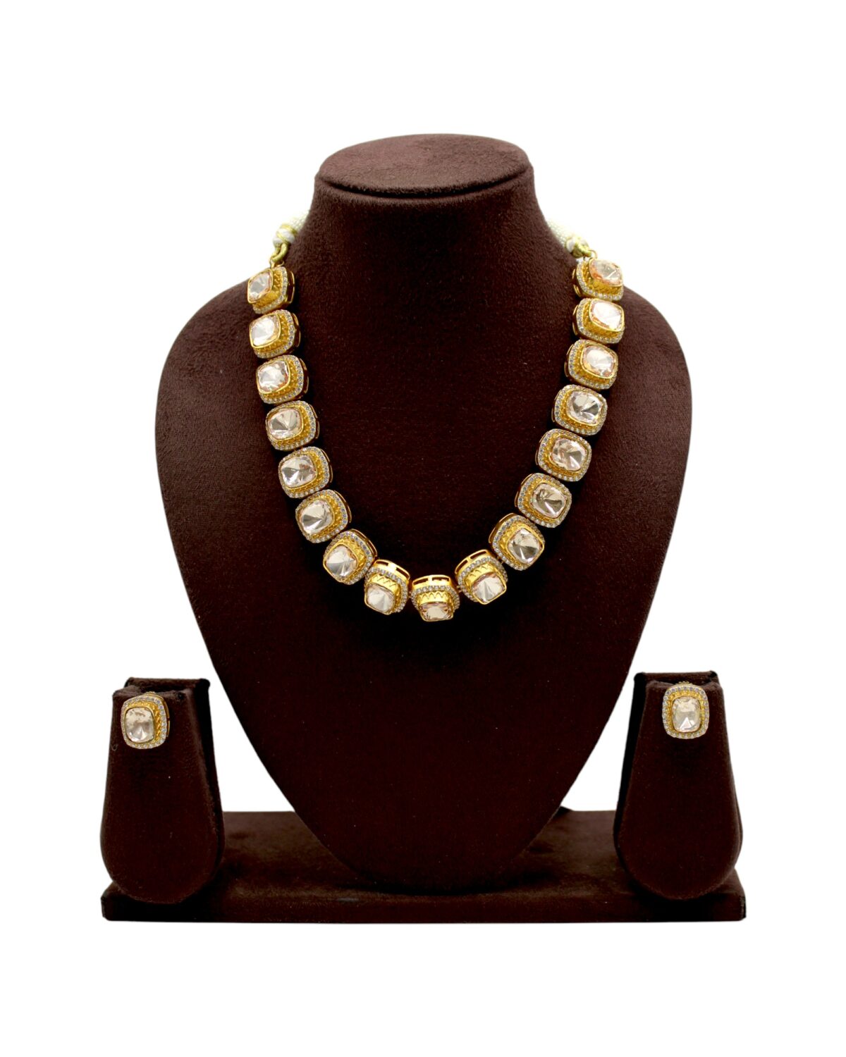 Elegant Gold and Diamond Necklace Set