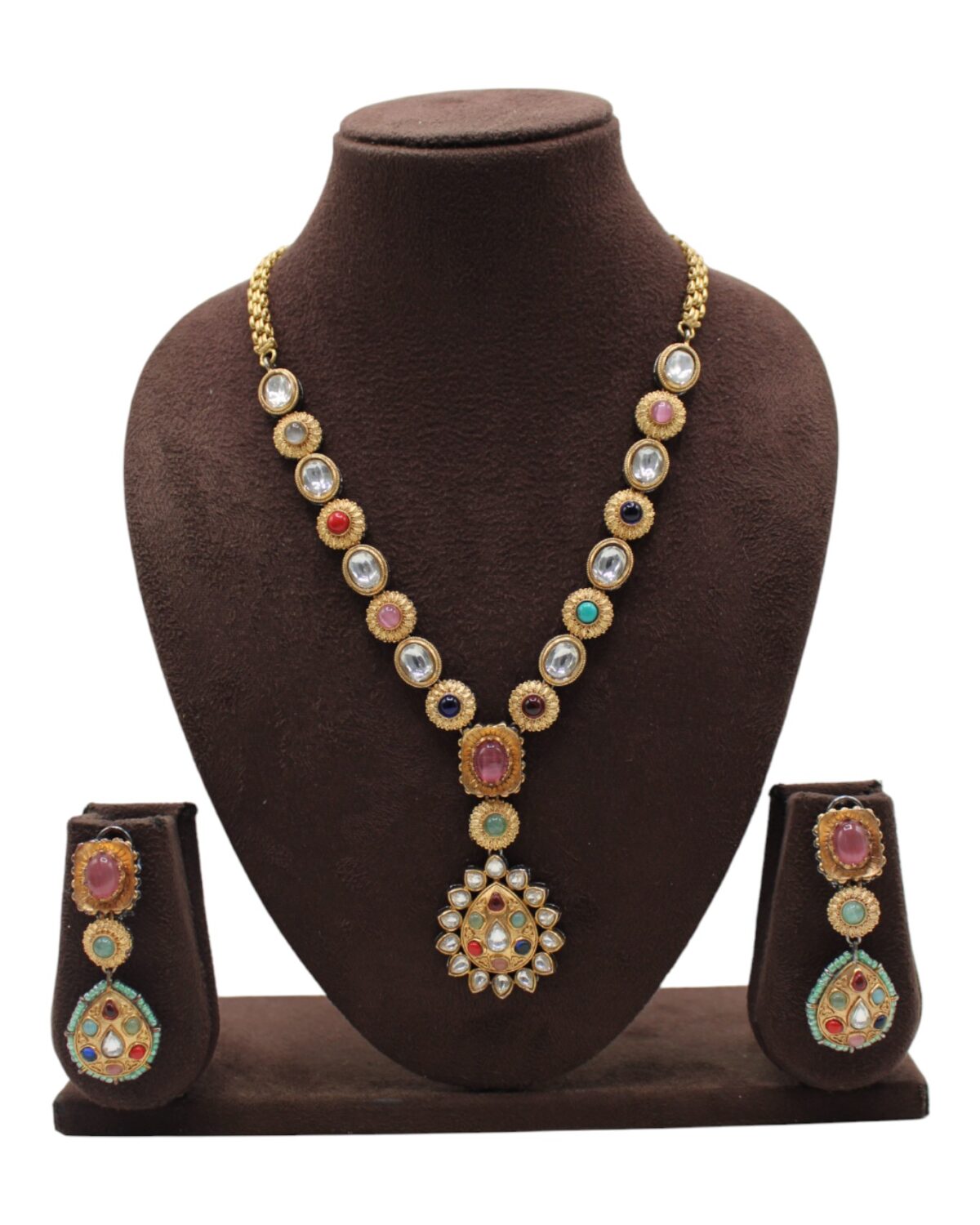 Elegant Traditional Jewelry Set with Colorful Gemstones