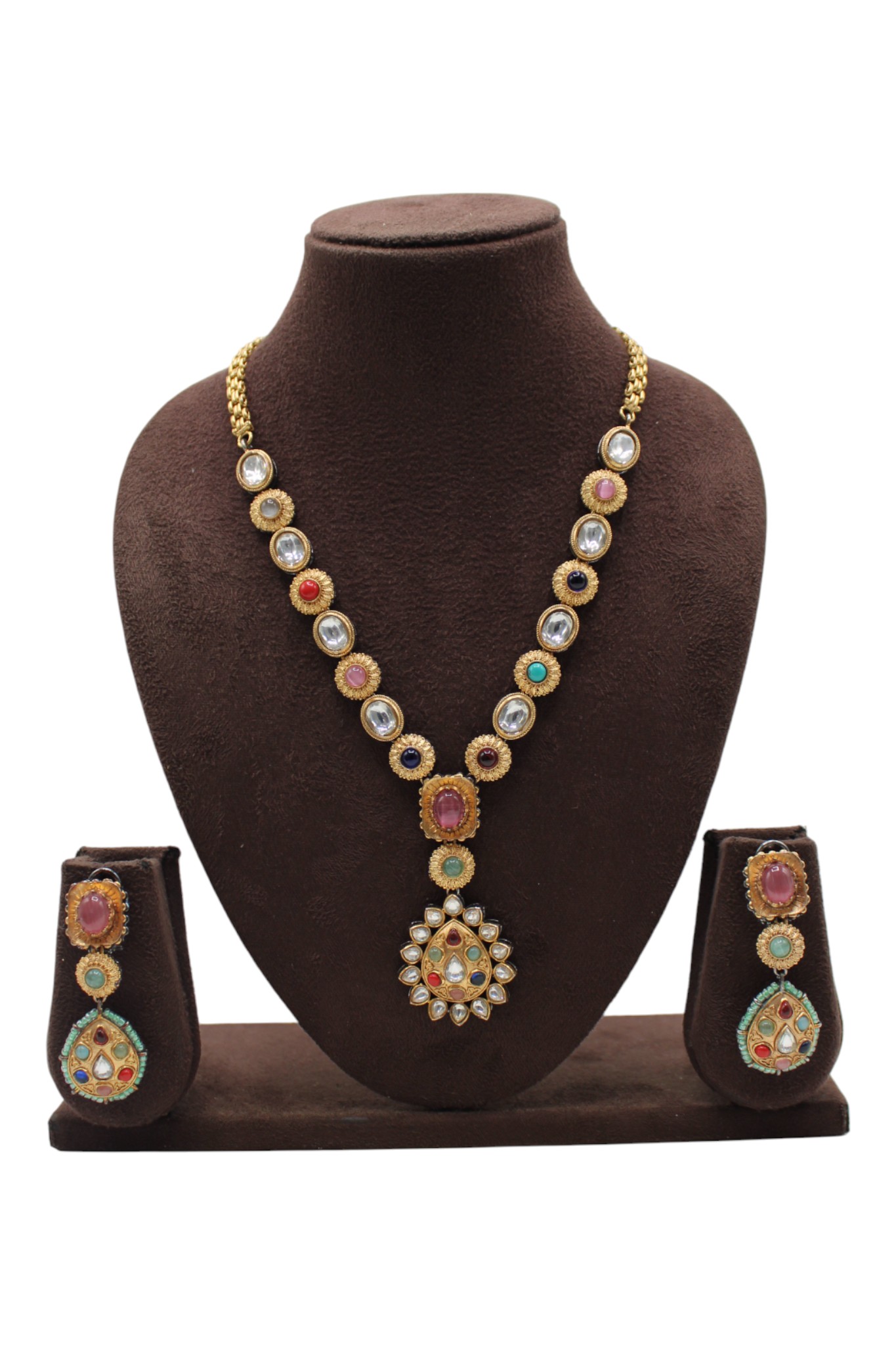 Elegant Traditional Jewelry Set with Colorful Gemstones