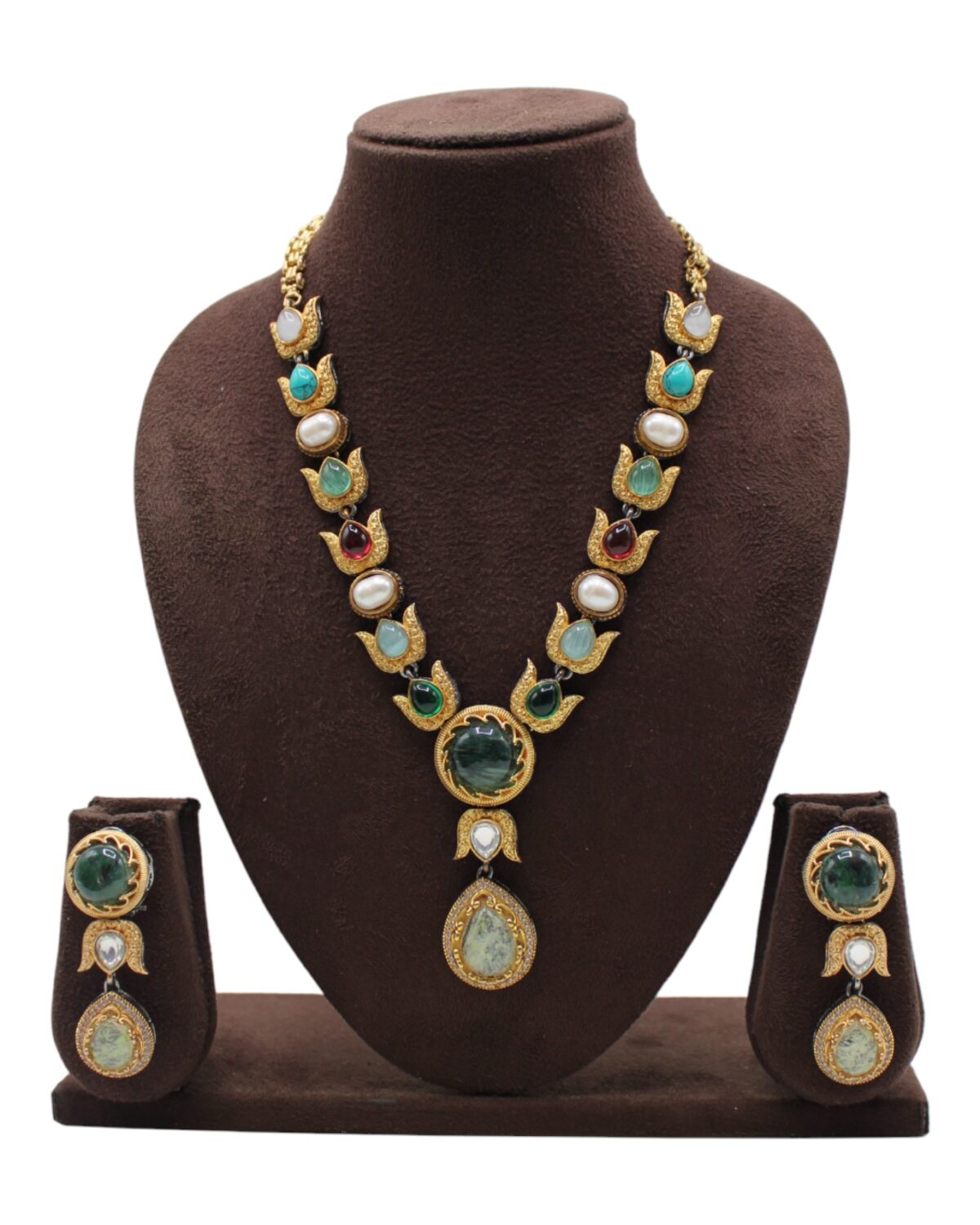 Elegant Gold and Gemstone Necklace Set