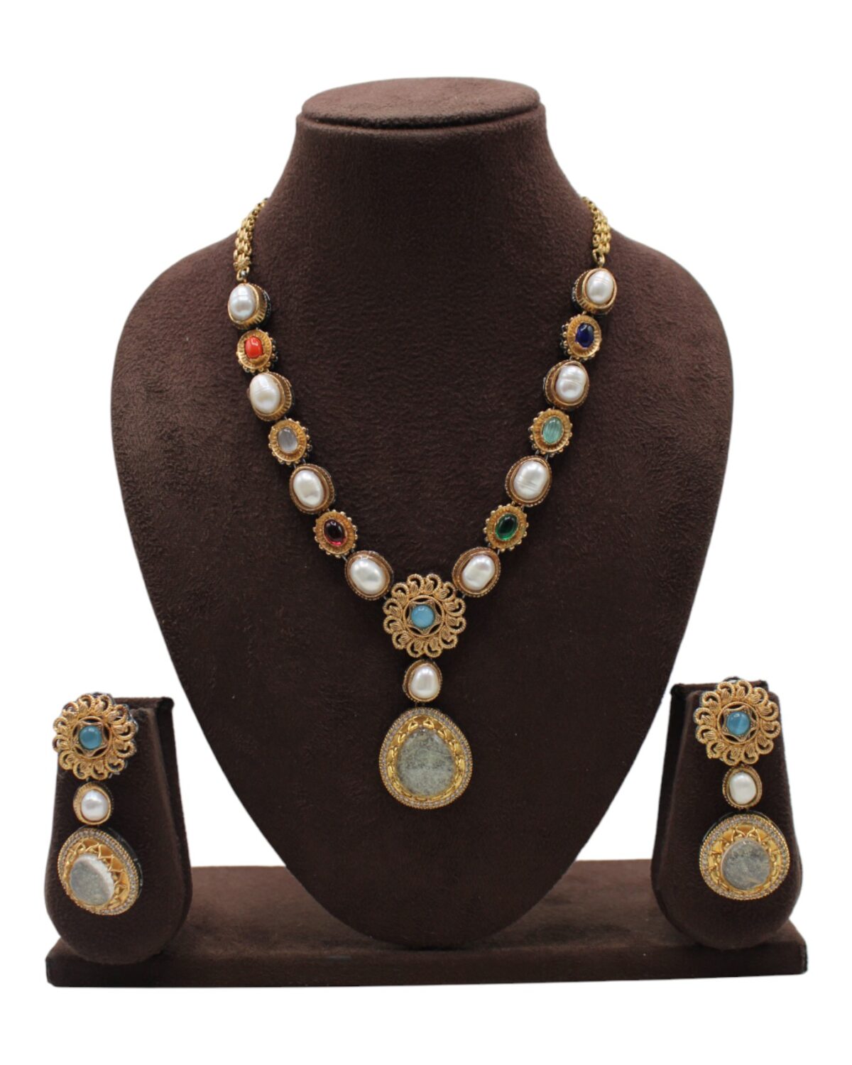 Elegant Traditional Jewelry Set with Colorful Accents