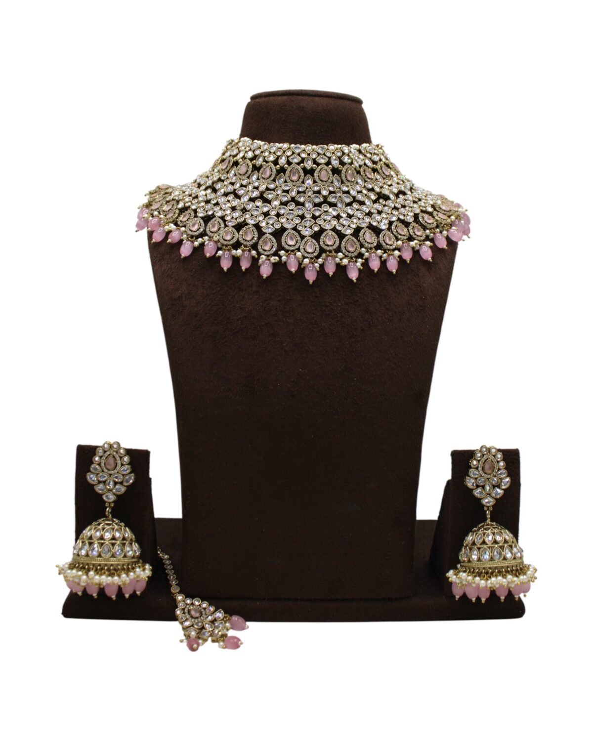 Elegant Traditional Jewelry Set with Pink Accents