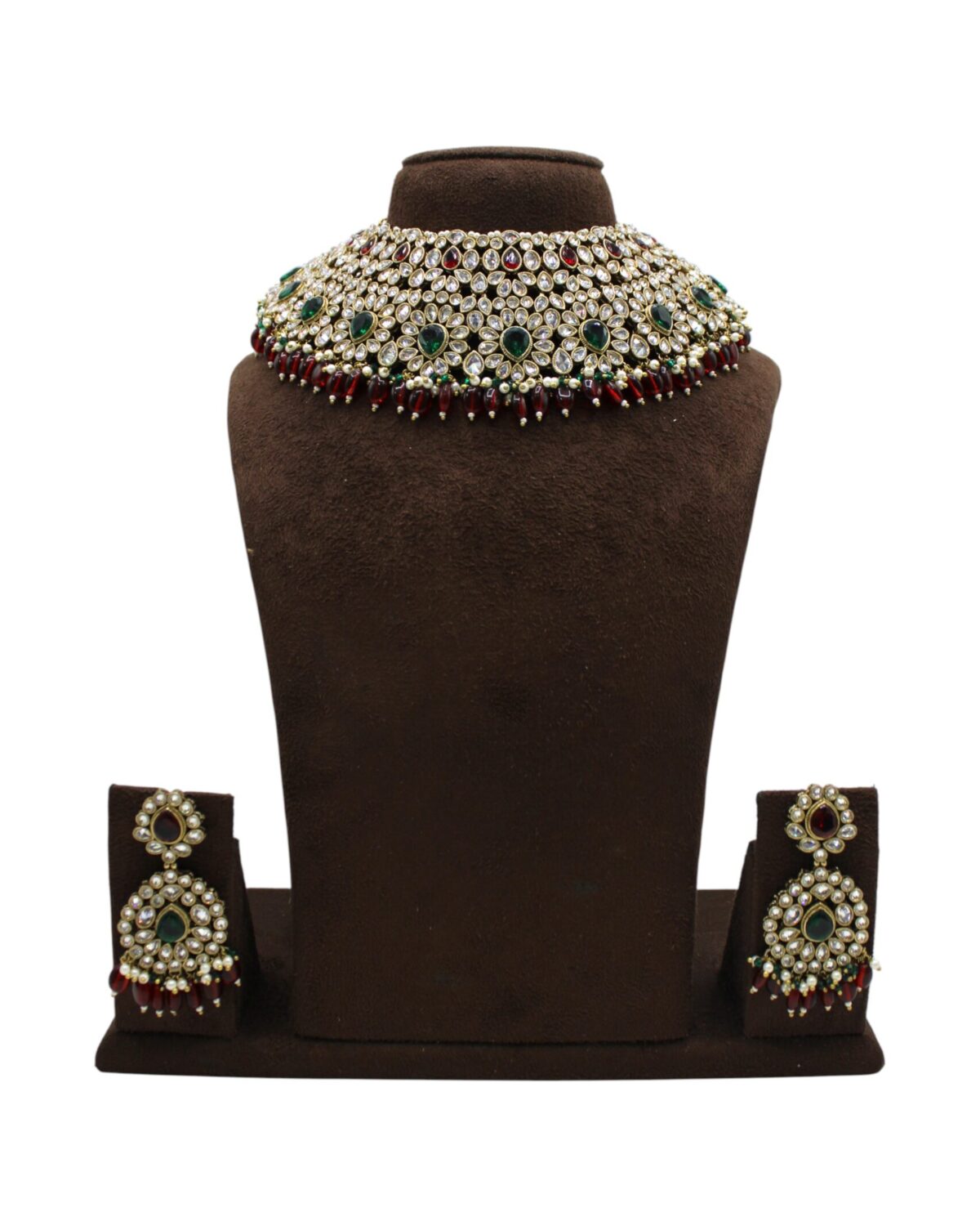 Elegant Traditional Indian Jewelry Set with Emerald and Ruby Accents