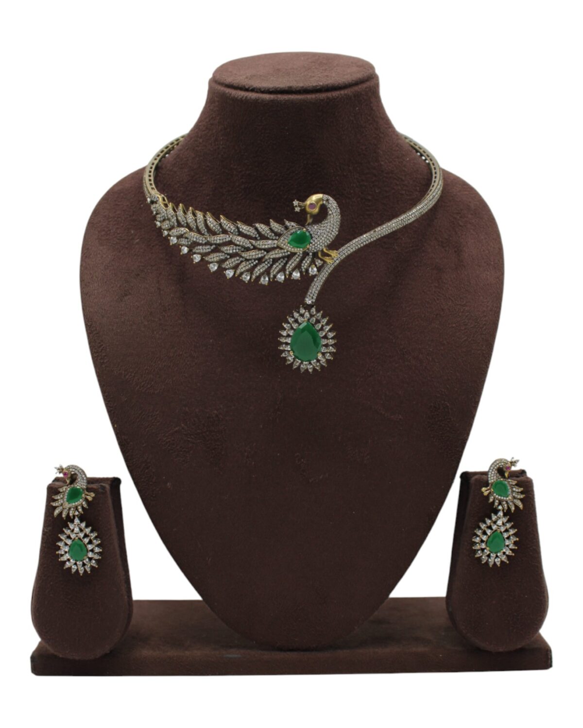 Elegant Peacock-Inspired Jewelry Set with Green Accents