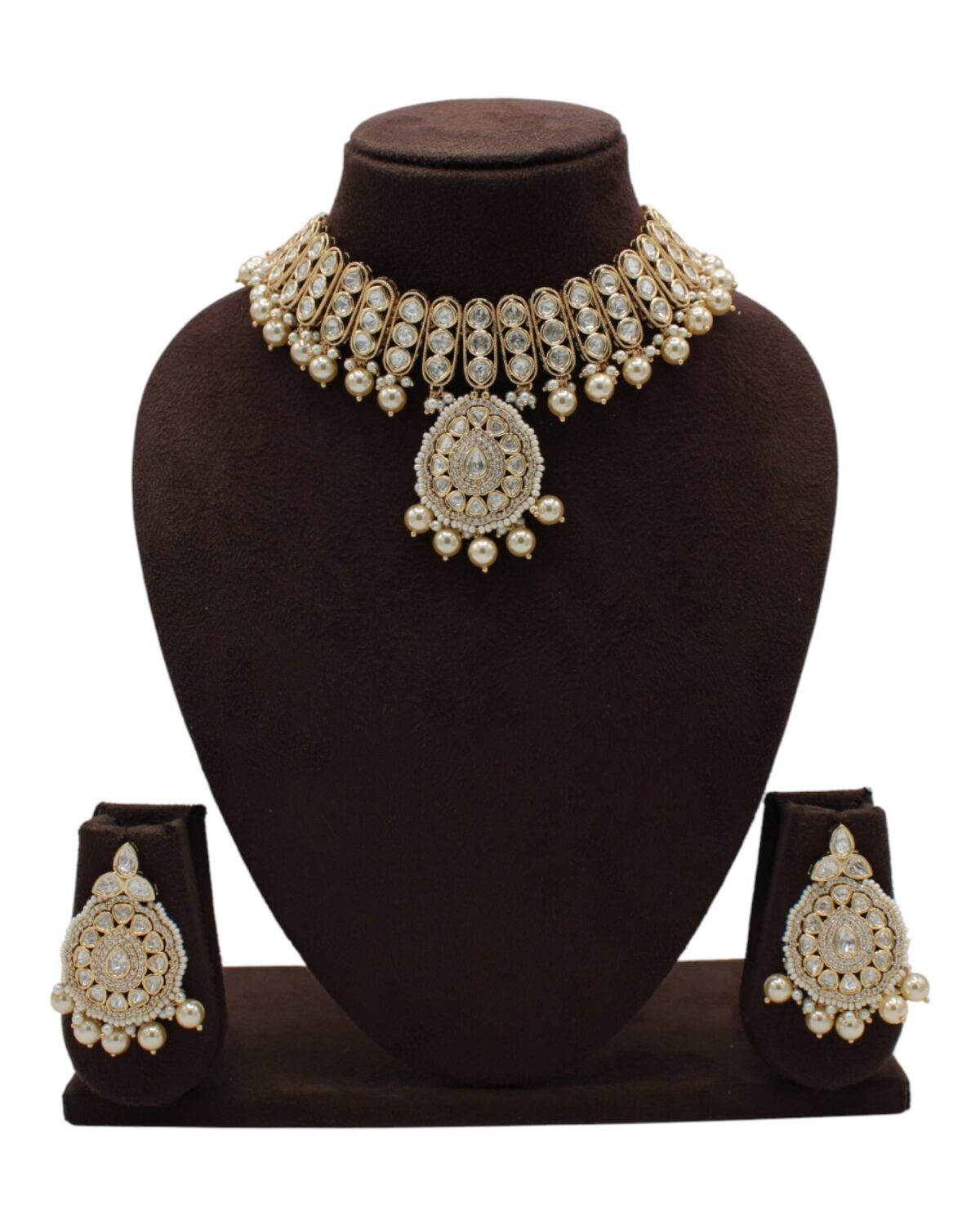 Elegant Pearl and Stone Necklace Set
