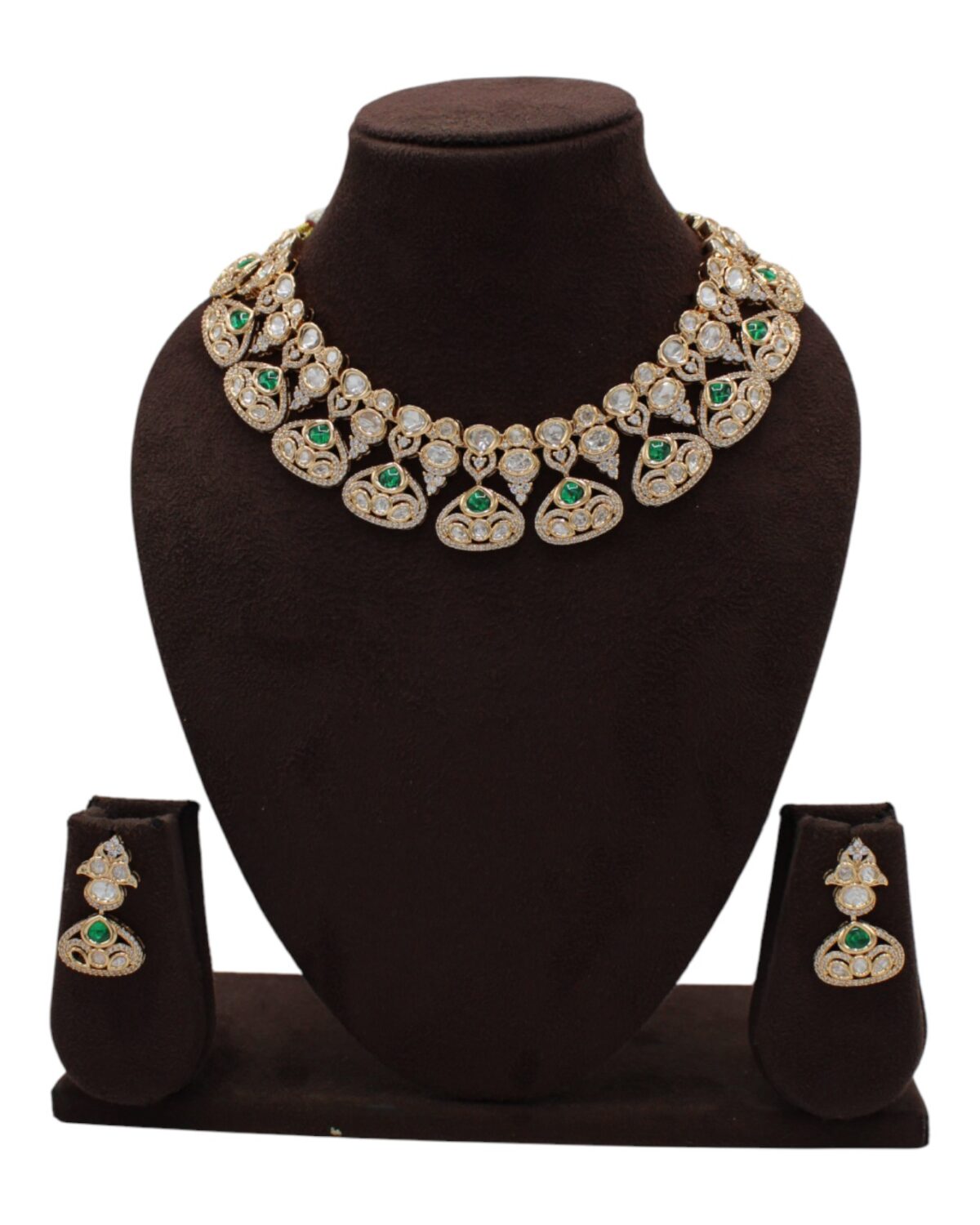 Elegant Gold and Emerald Necklace Set