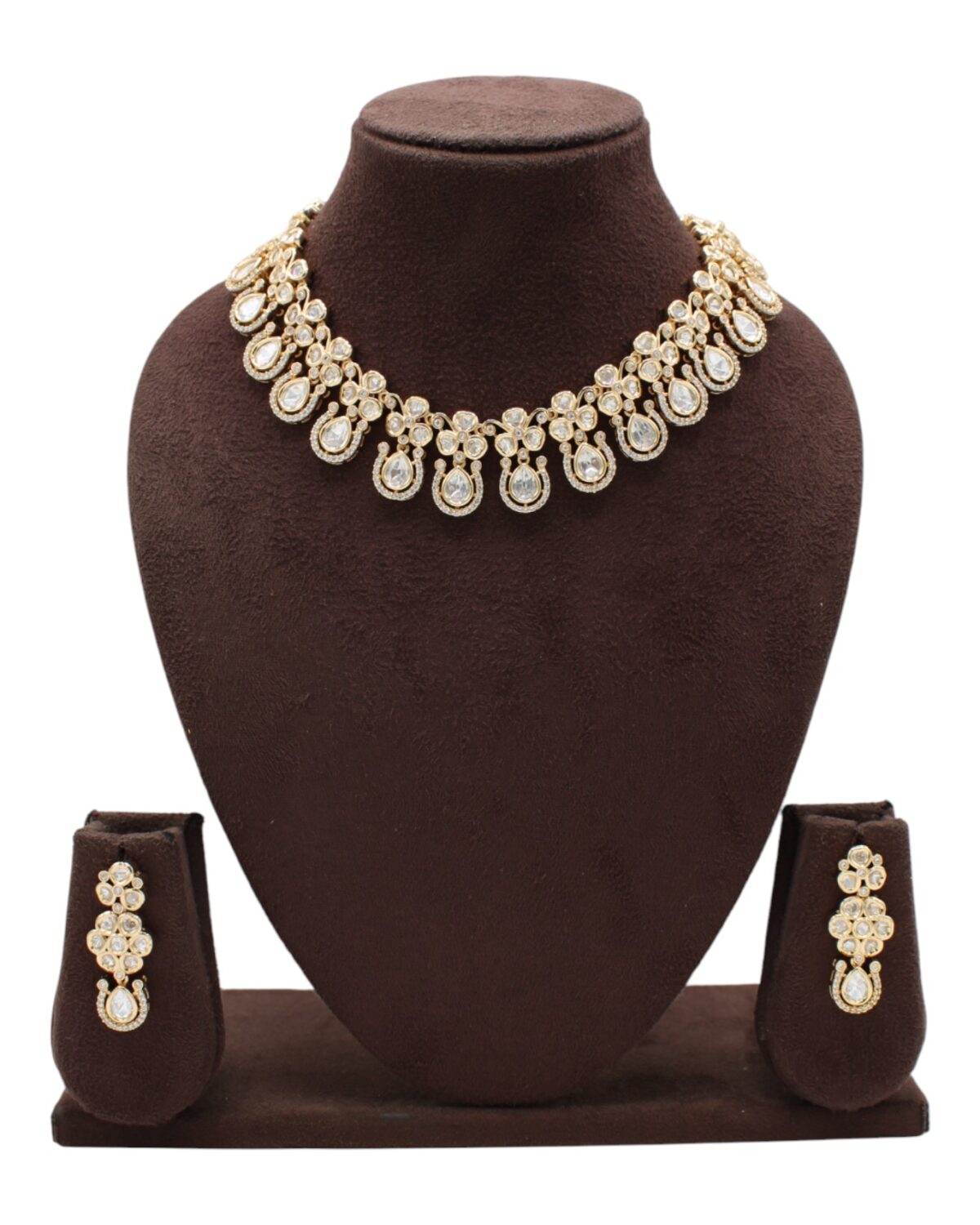 Elegant Gold and Diamond Necklace Set