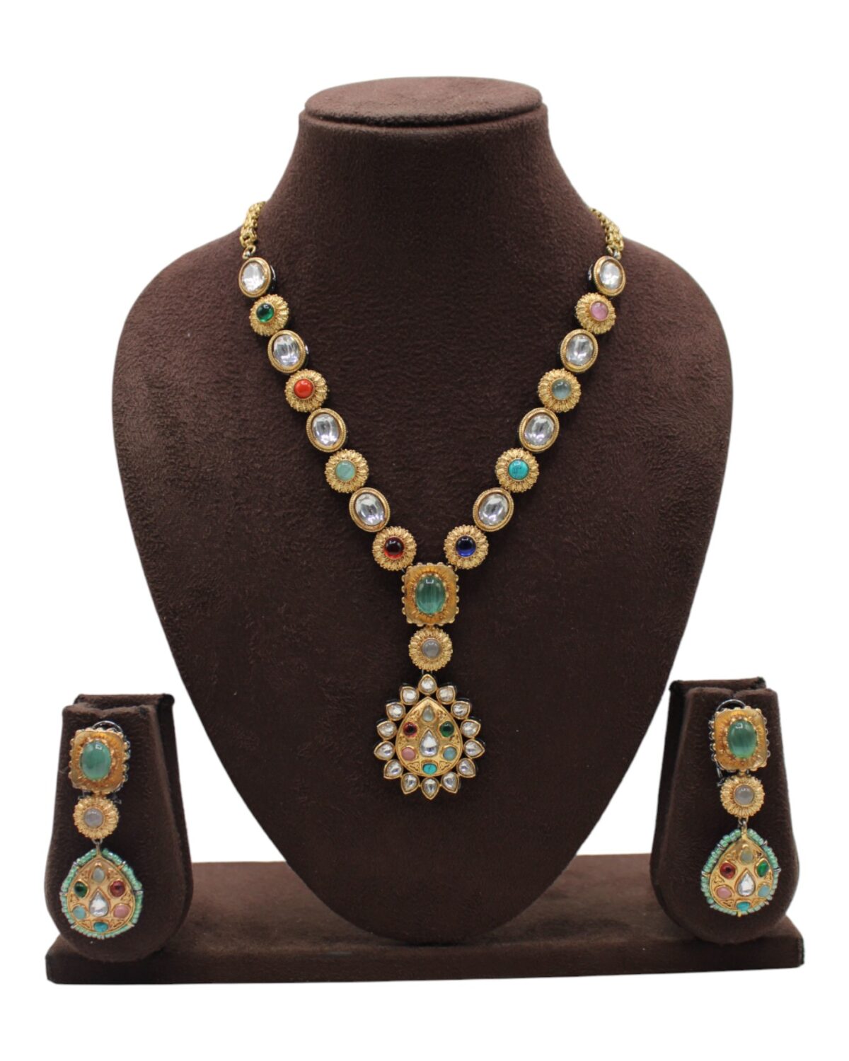 Elegant Traditional Jewelry Set with Colorful Gemstones