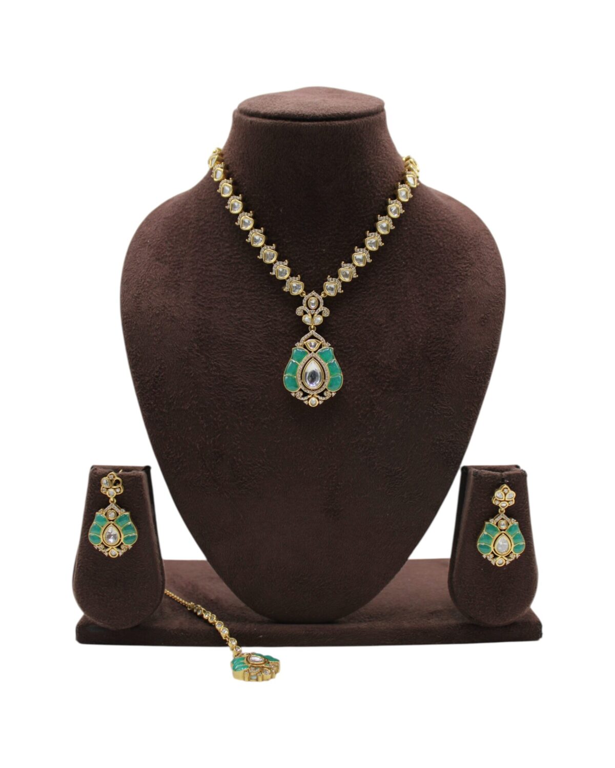 Elegant Green and Gold Jewelry Set