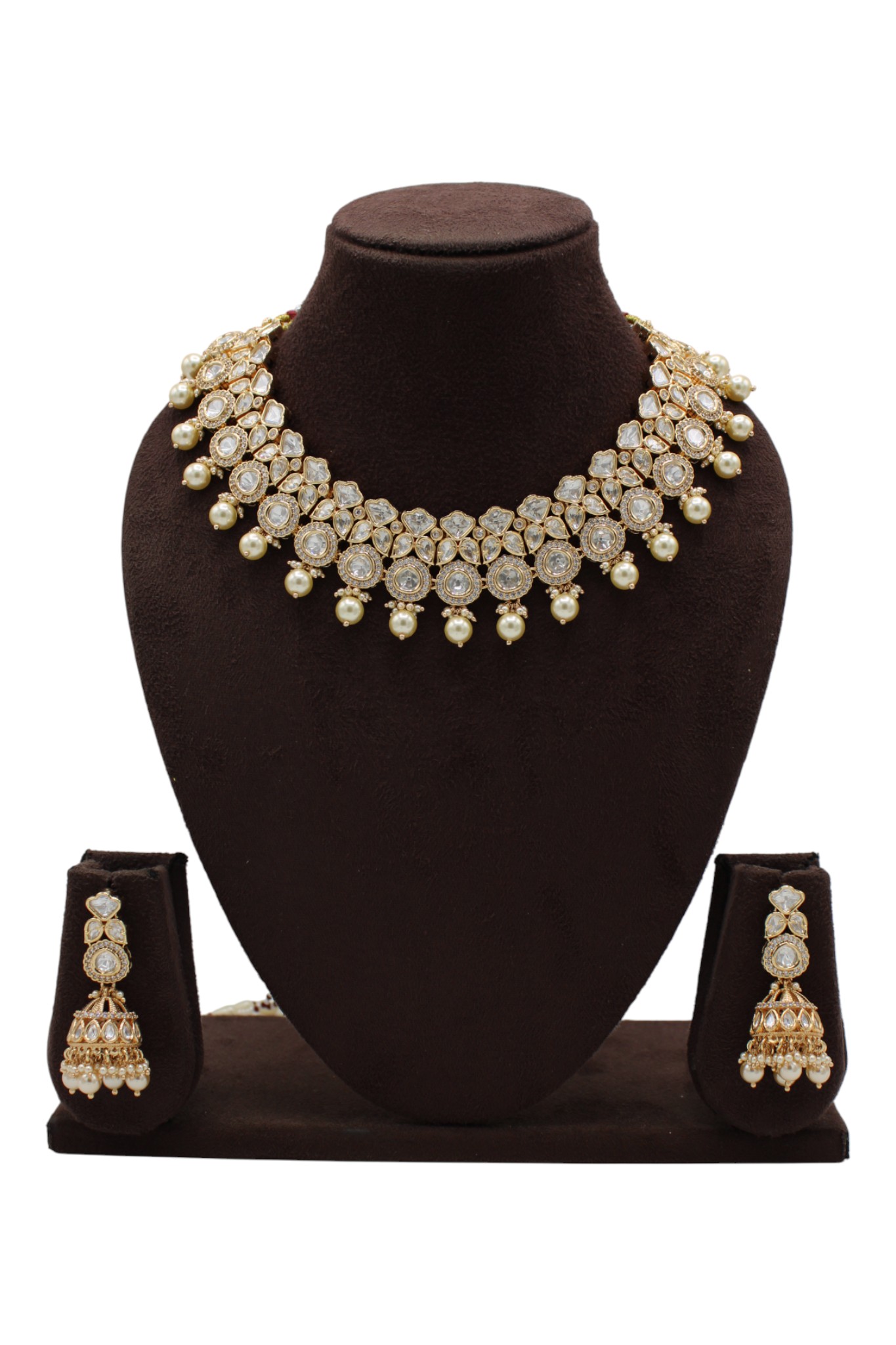 Elegant Gold and Diamond Necklace Set with Matching Earrings