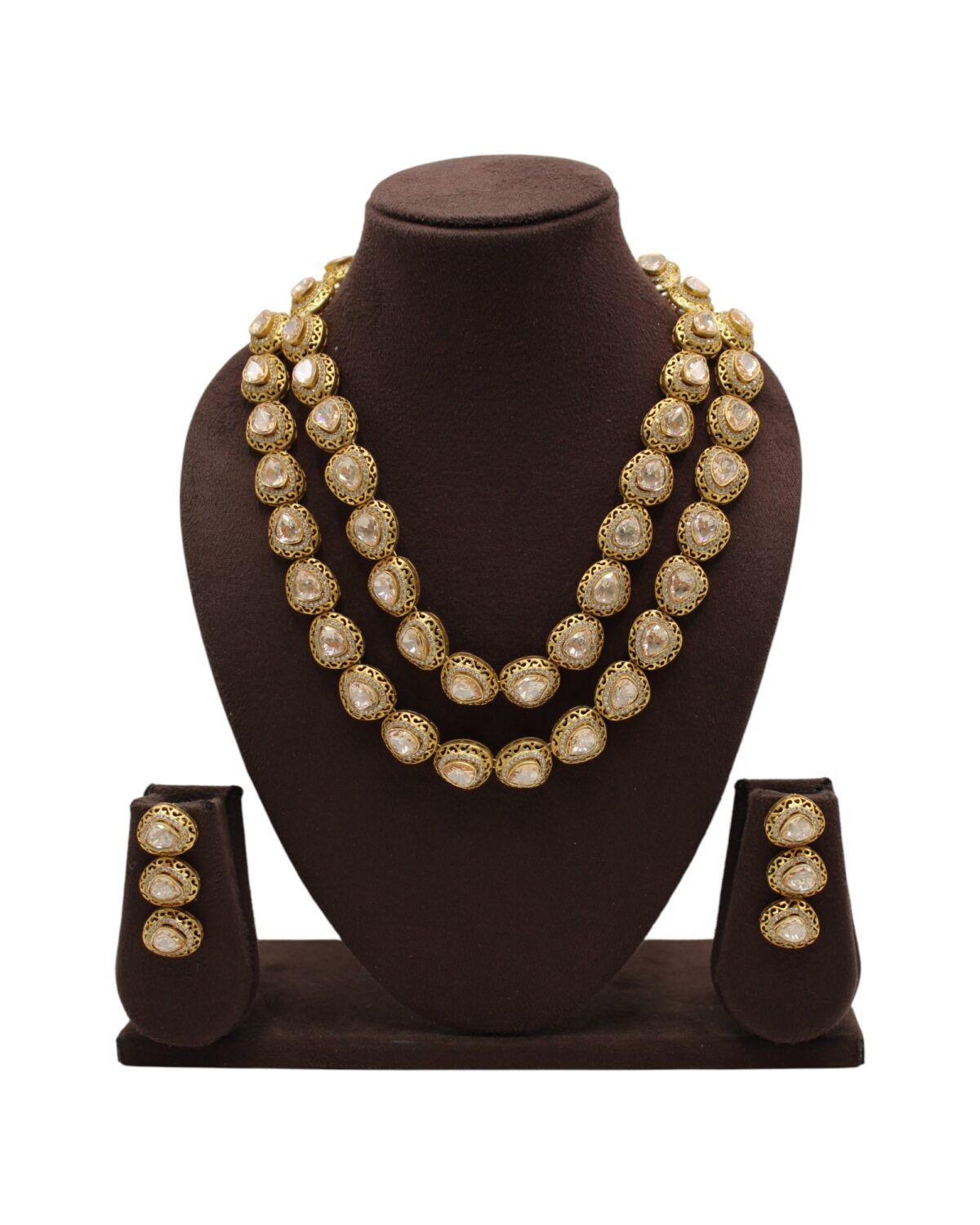 Elegant Gold-Plated Jewelry Set with Intricate Design