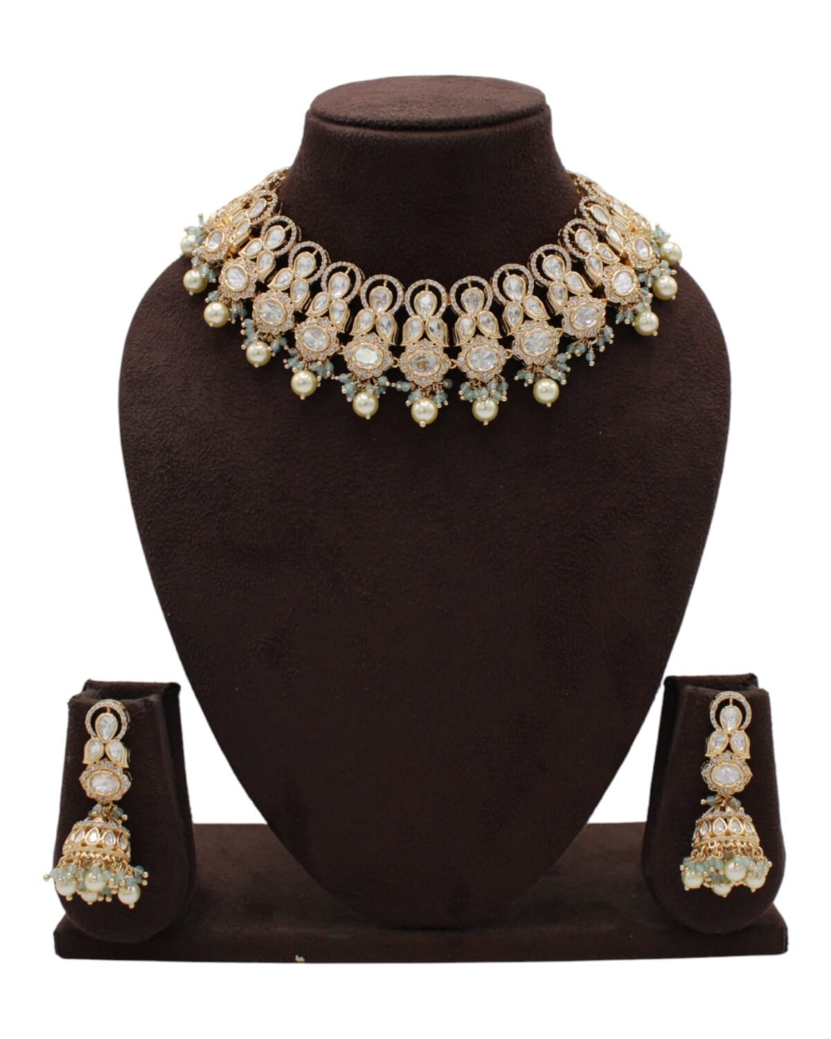 Elegant Gold and Pearl Jewelry Set