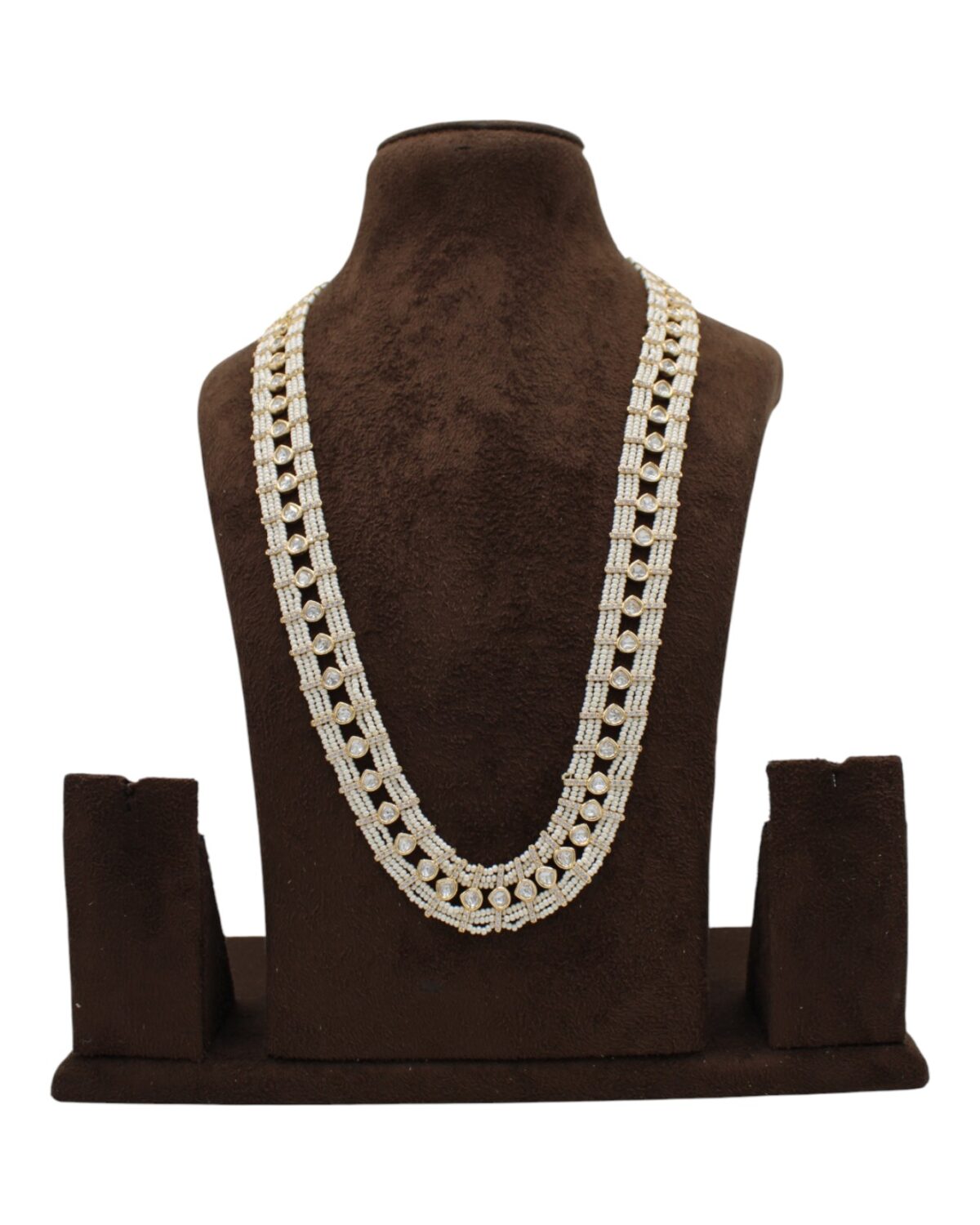 Elegant Double-Strand Pearl Necklace Display