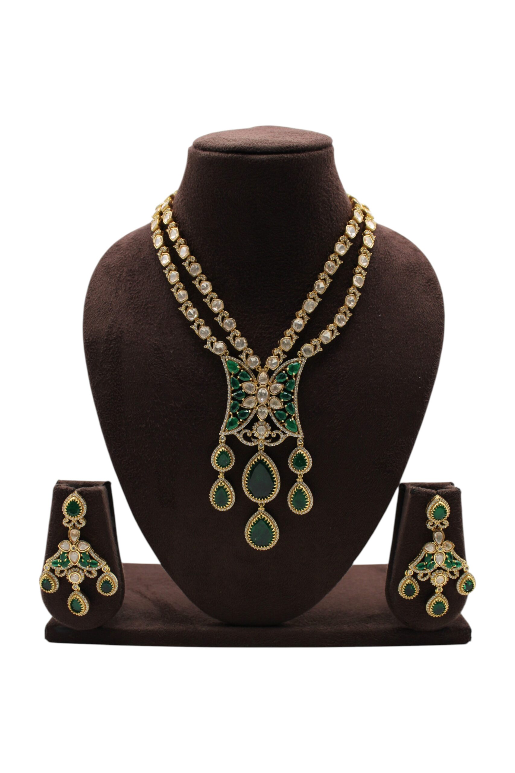 Elegant Green and Gold Jewelry Set