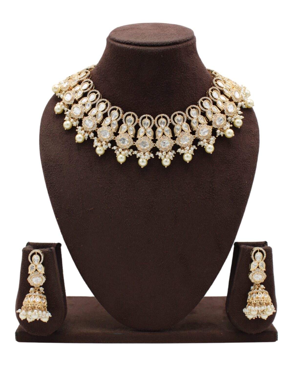 Elegant Gold and Pearl Necklace Set