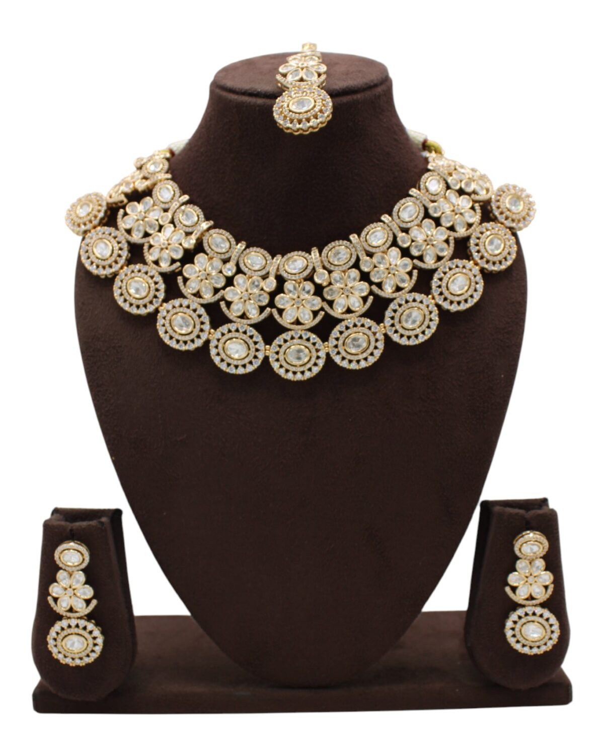 Elegant Gold and Pearl Jewelry Set