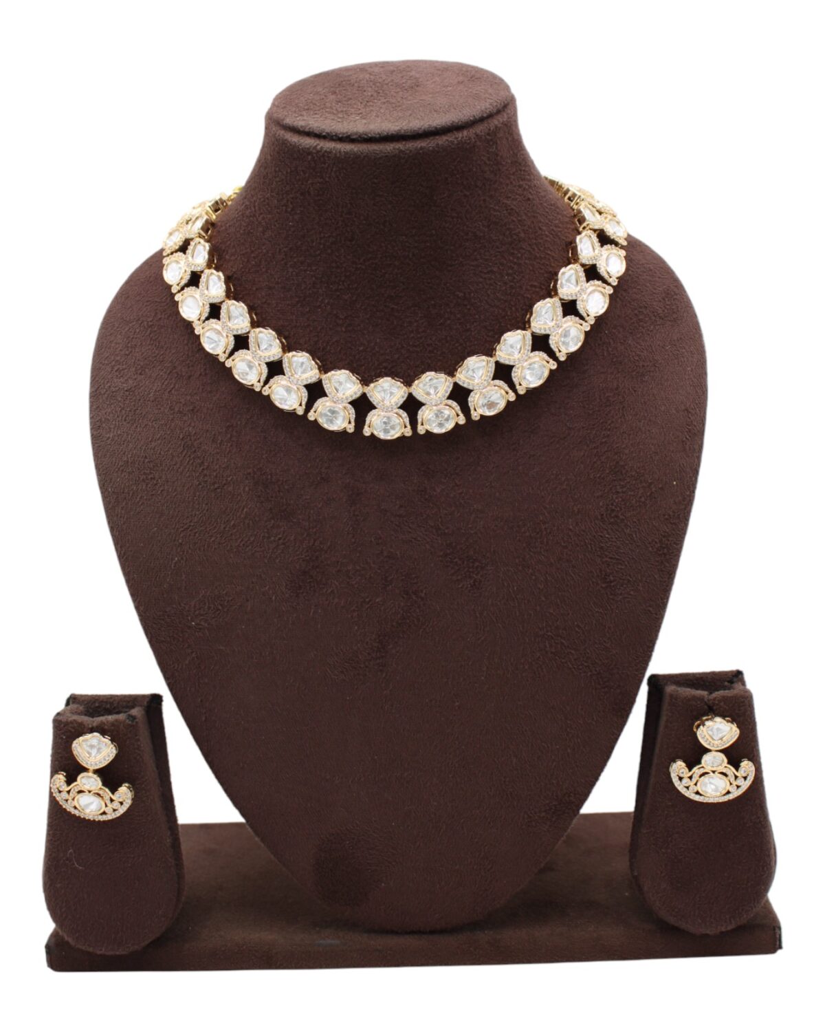 Elegant Gold and Diamond Necklace Set