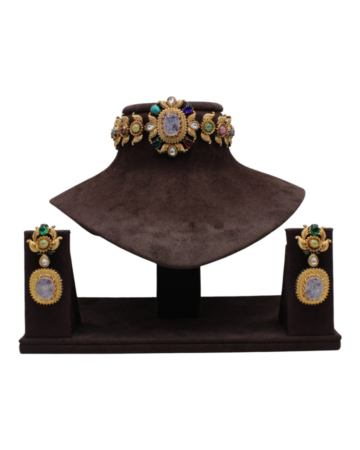 Elegant Traditional Jewelry Set Display