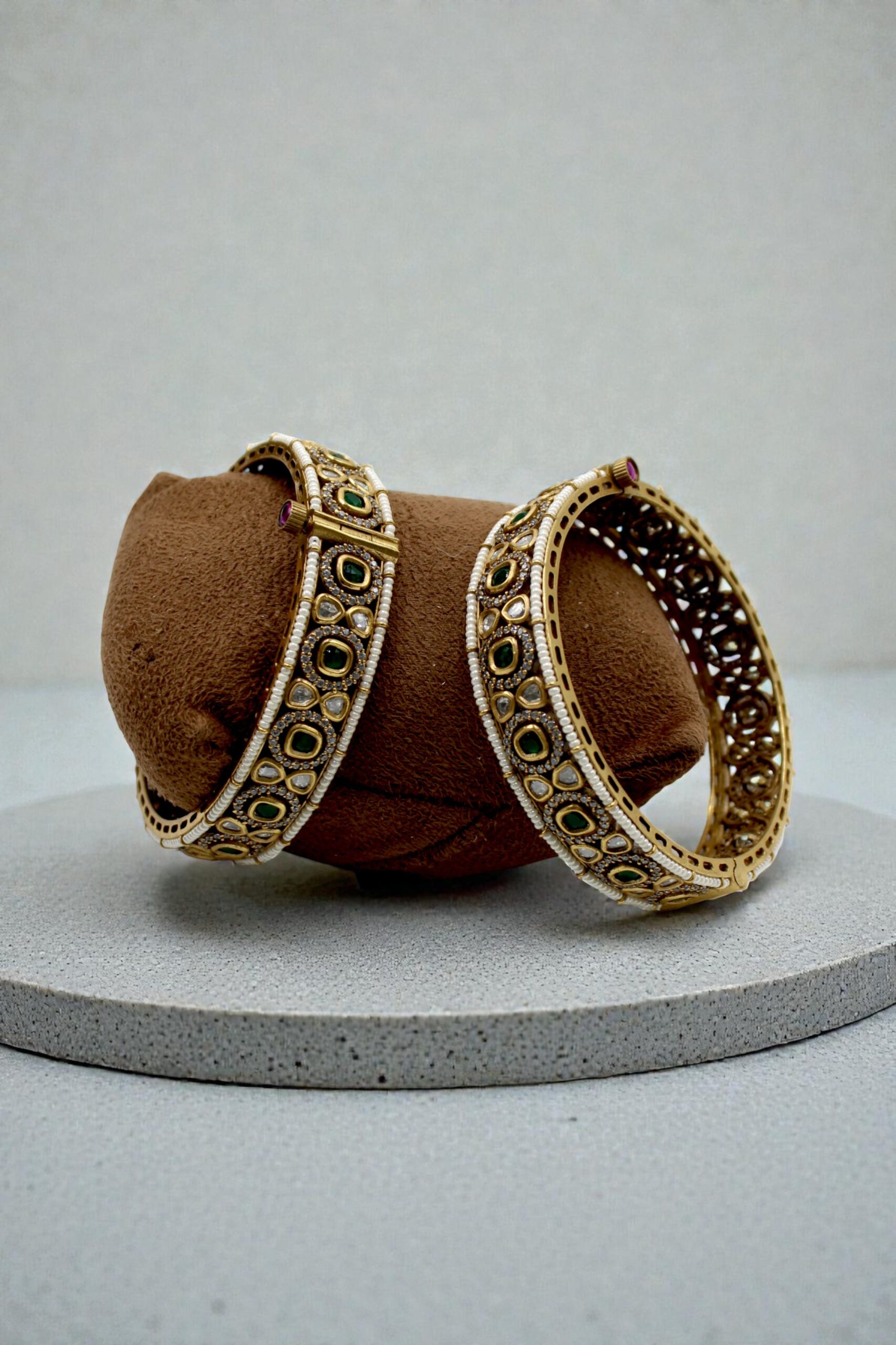 Elegant Traditional Bangles with Intricate Design - Image 2