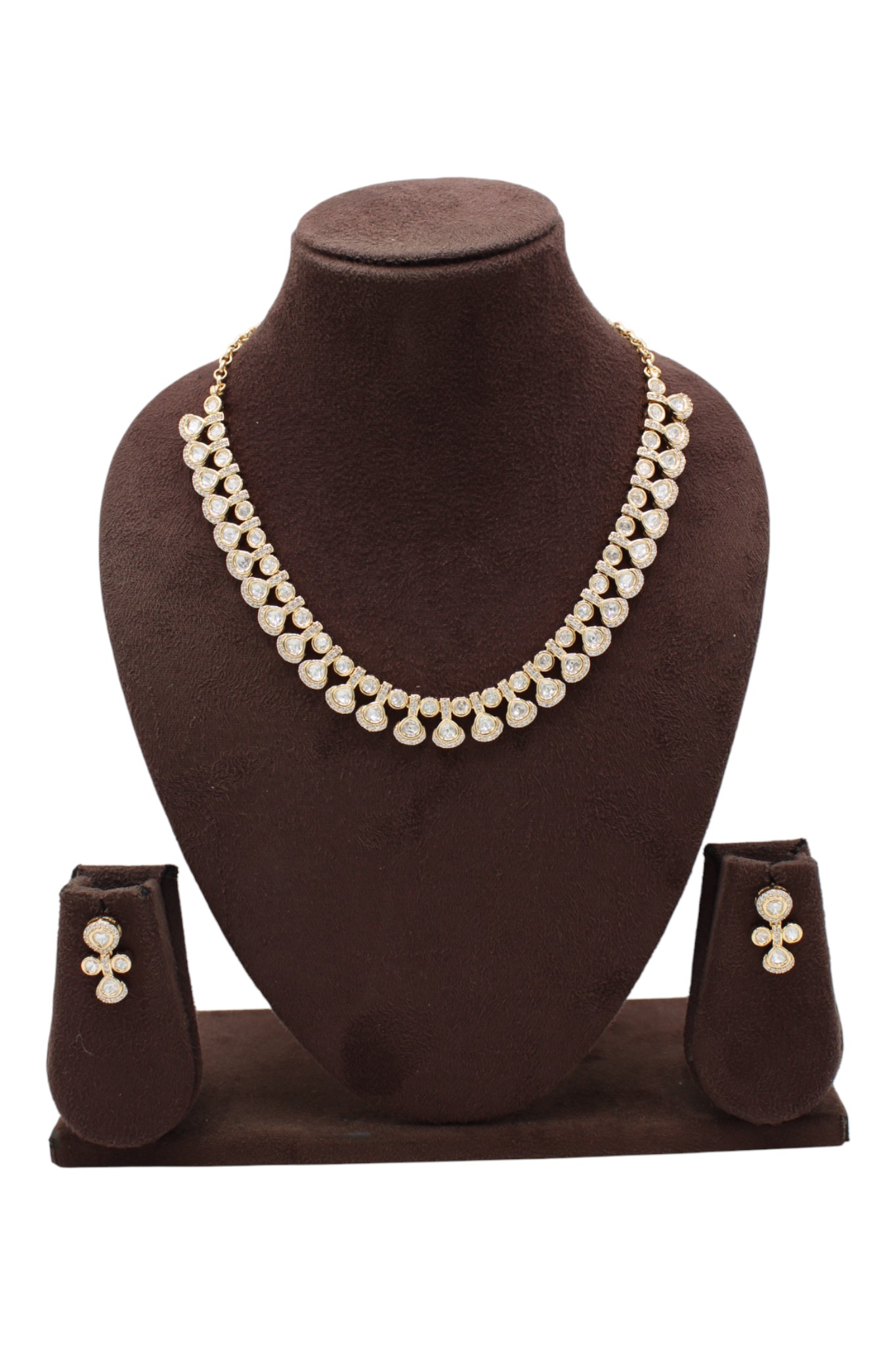 Elegant Gold and Diamond Necklace with Matching Earrings