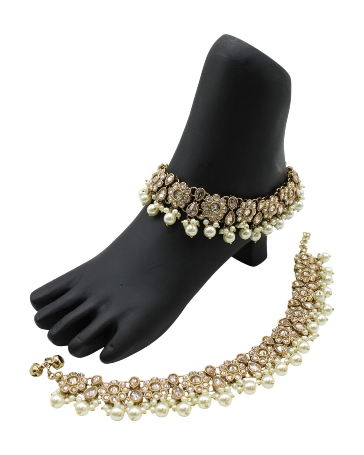 Elegant Pearl and Gold Jewelry Set: Anklet and Bracelet