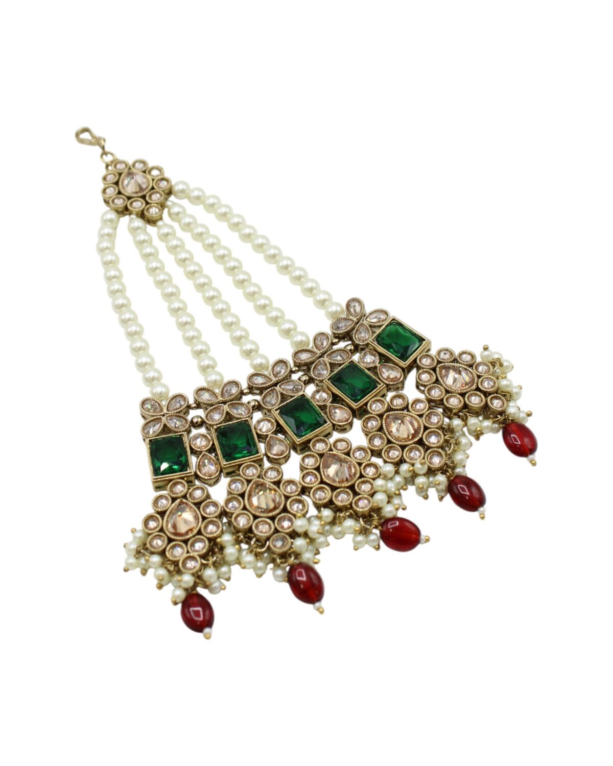 Elegant Traditional Indian Jewelry with Pearls and Gemstones