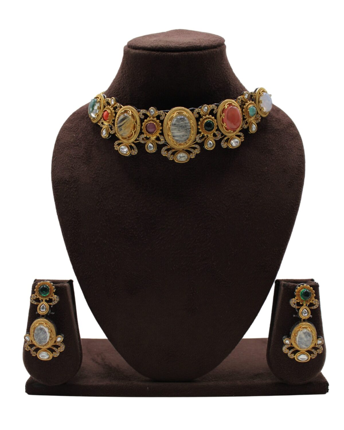 Elegant Traditional Jewelry Set with Colorful Gemstones